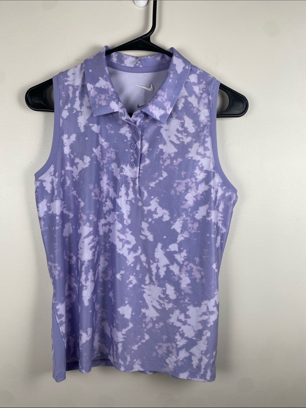 NWT Nike Women's Slim Fit Golf Top - Light Lavender
